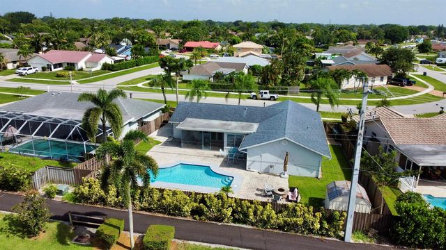1381 Wyndcliff, Wellington, FL 33414