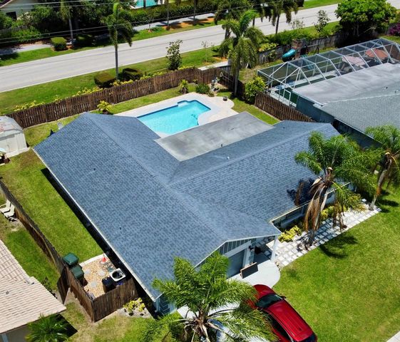 1381 Wyndcliff, Wellington, FL 33414