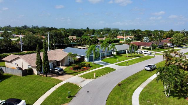1381 Wyndcliff, Wellington, FL 33414