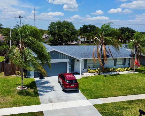 1381 Wyndcliff, Wellington, FL 33414