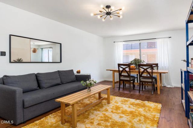 377 W California Ave #18, Glendale, CA 91203