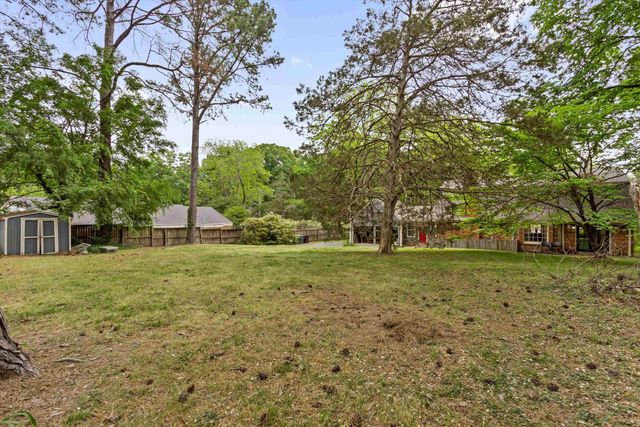 277 PETERSON LAKE RD, Collierville, TN 38017