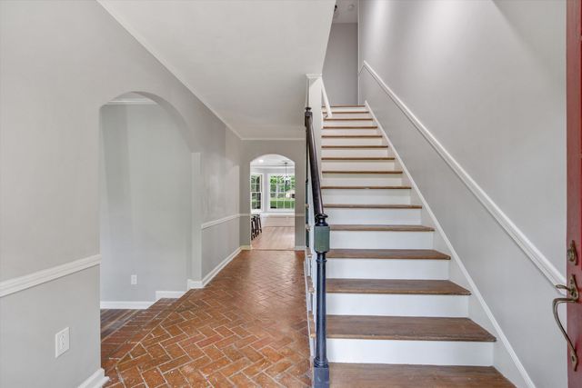 277 PETERSON LAKE RD, Collierville, TN 38017