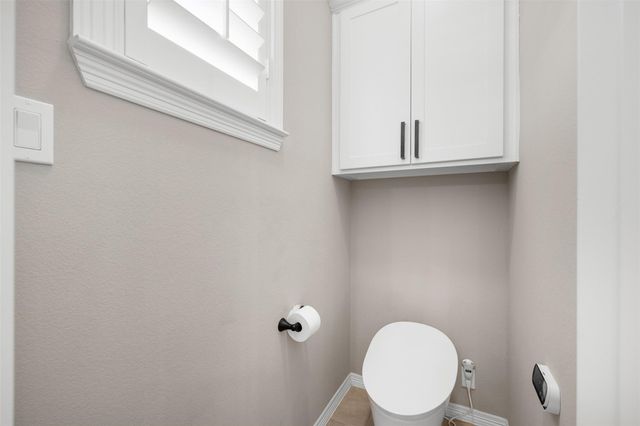 26 Briarwood Lane, Bellville, TX 77418