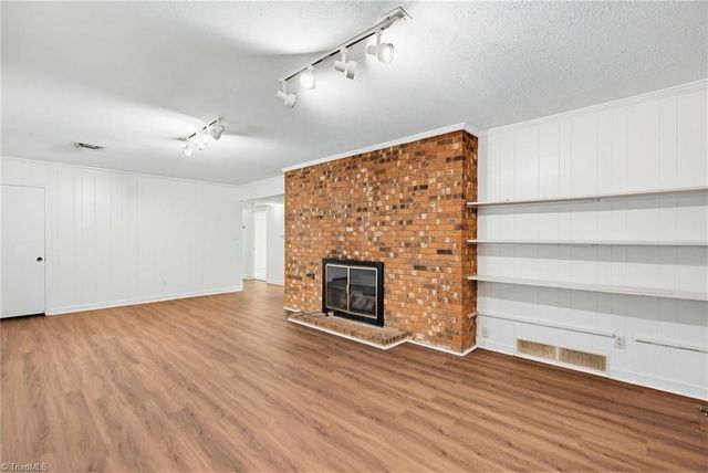 1029 Cantering Road, High Point, NC 27265