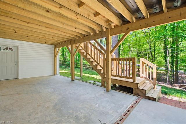 1029 Cantering Road, High Point, NC 27265
