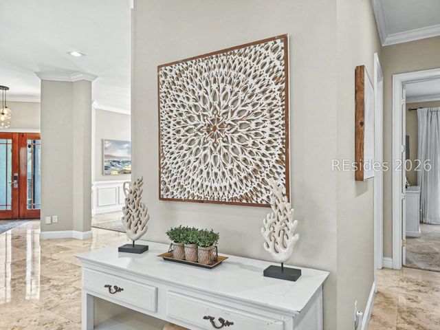 7 Abalone Ln, Hilton Head Island, SC 29928