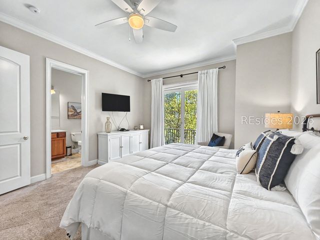 7 Abalone Ln, Hilton Head Island, SC 29928