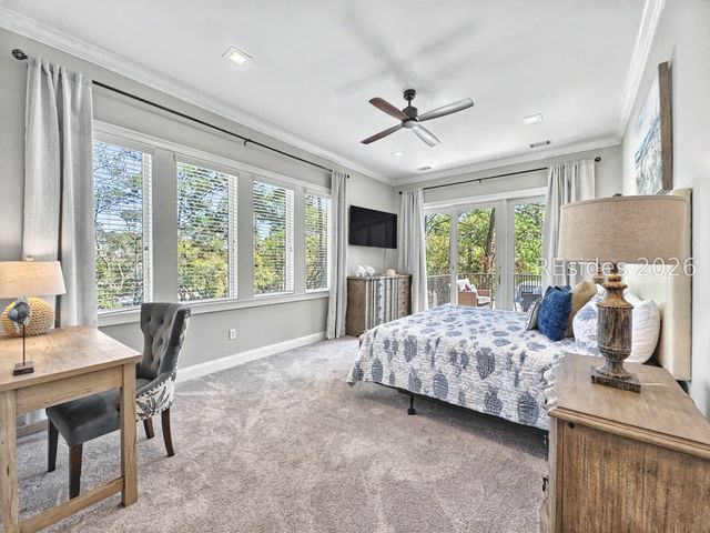 7 Abalone Ln, Hilton Head Island, SC 29928