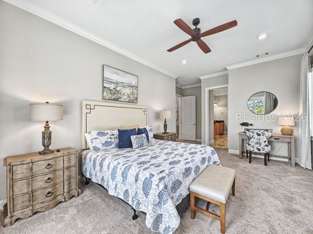 7 Abalone Ln, Hilton Head Island, SC 29928
