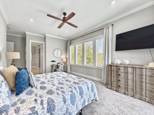 7 Abalone Ln, Hilton Head Island, SC 29928