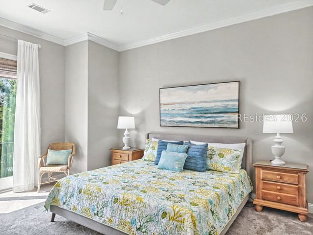 7 Abalone Ln, Hilton Head Island, SC 29928