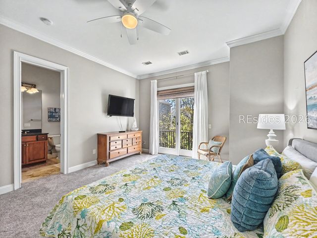 7 Abalone Ln, Hilton Head Island, SC 29928