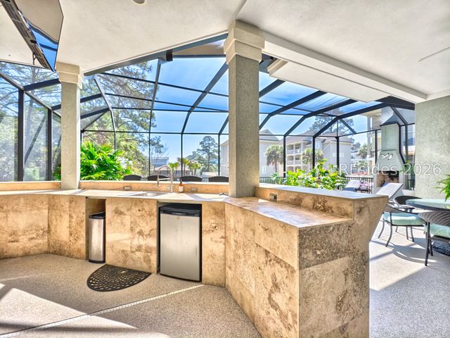 7 Abalone Ln, Hilton Head Island, SC 29928