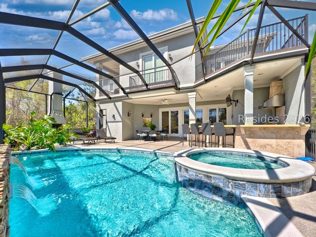 7 Abalone Ln, Hilton Head Island, SC 29928