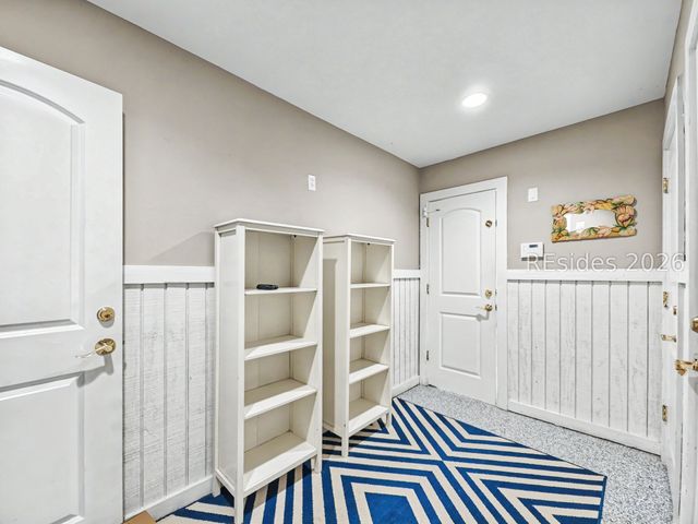 7 Abalone Ln, Hilton Head Island, SC 29928