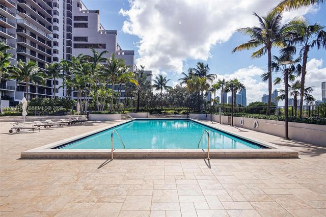 1000 Venetian Way 1902, Miami, FL 33139