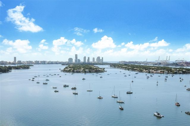 1000 Venetian Way 1902, Miami, FL 33139