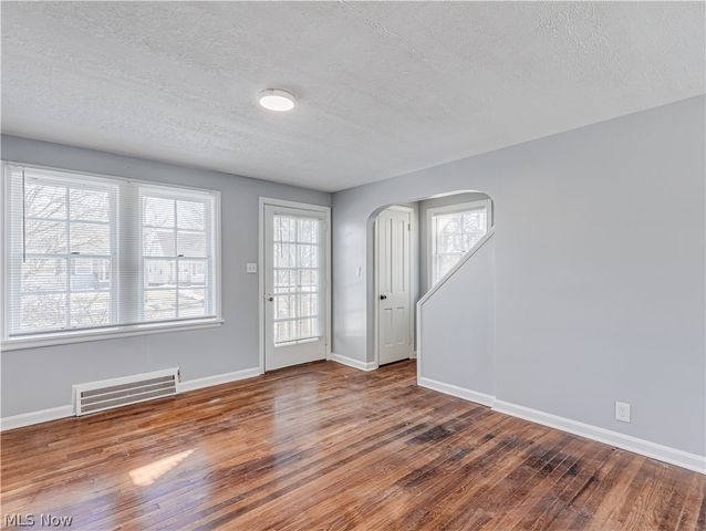 5728 South Boulevard, Maple Heights, OH 44137