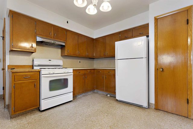 634 Central Avenue, Beloit, WI 53511