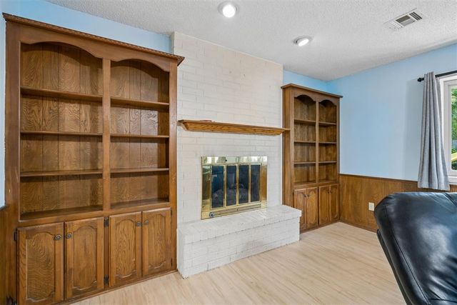 510 Leaning Elm Drive, Norman, OK 73071