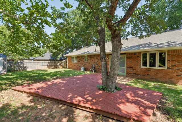 510 Leaning Elm Drive, Norman, OK 73071