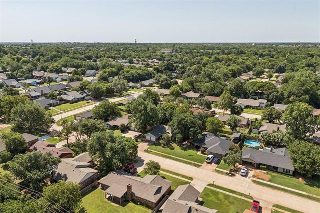 510 Leaning Elm Drive, Norman, OK 73071