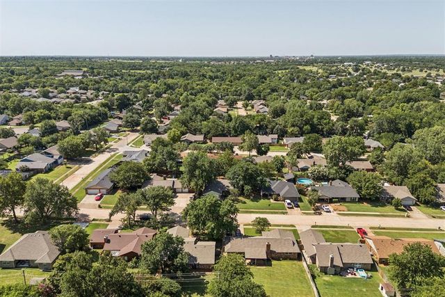 510 Leaning Elm Drive, Norman, OK 73071