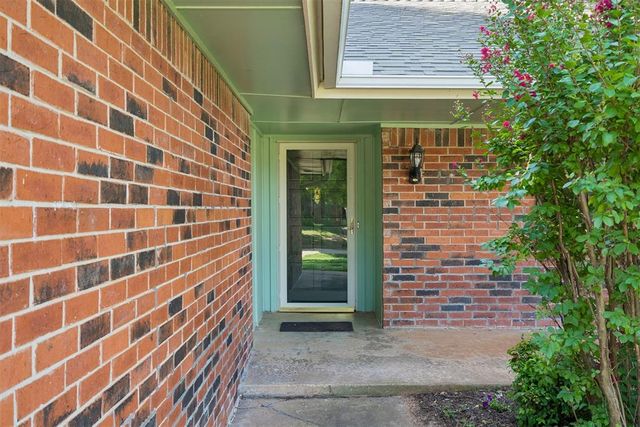 510 Leaning Elm Drive, Norman, OK 73071