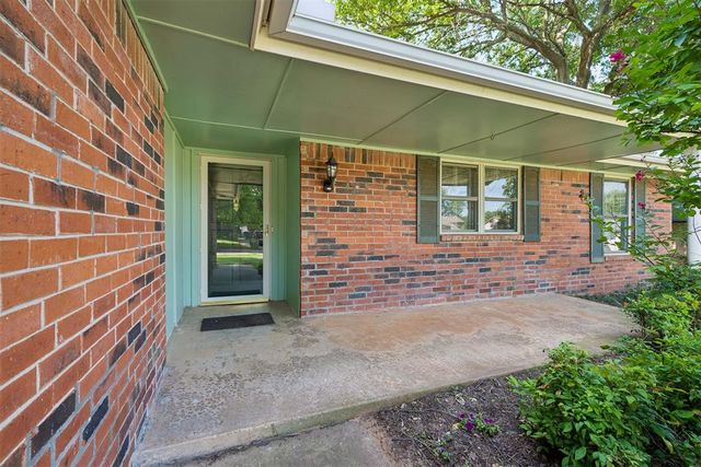 510 Leaning Elm Drive, Norman, OK 73071