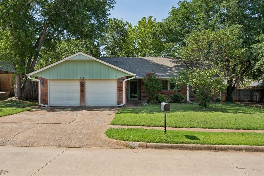 510 Leaning Elm Drive, Norman, OK 73071