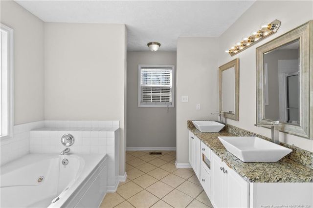 108 Breckenridge Drive, Raeford, NC 28376