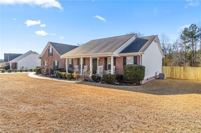 108 Breckenridge Drive, Raeford, NC 28376