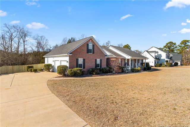 108 Breckenridge Drive, Raeford, NC 28376