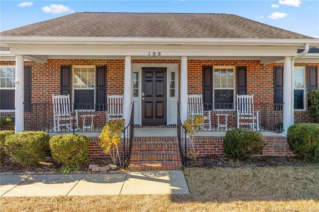 108 Breckenridge Drive, Raeford, NC 28376