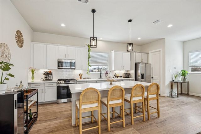 4919 Avenue J, Houston, TX 77011