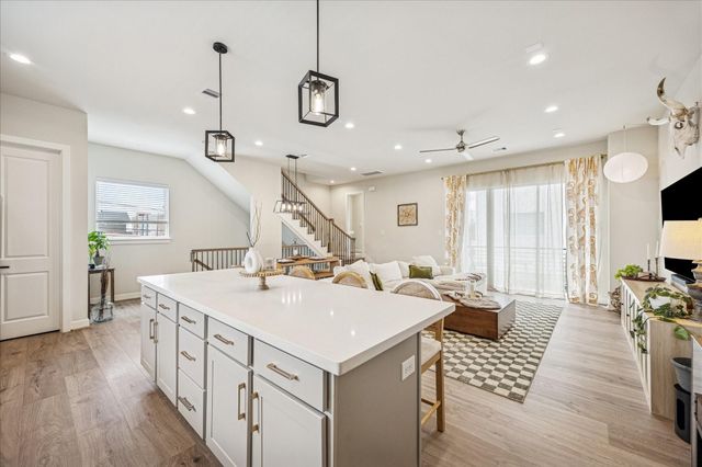 4919 Avenue J, Houston, TX 77011