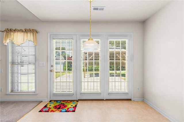 210 Silver Creek Trail, Kernersville, NC 27284