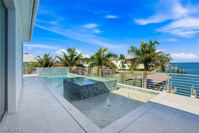 55 Fairview BLVD, Fort Myers Beach, FL 33931