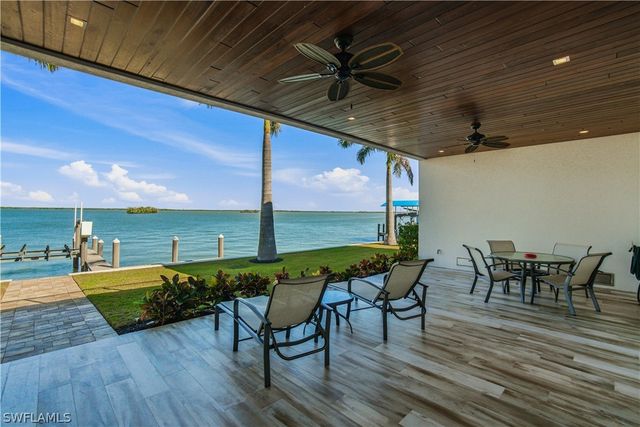 55 Fairview BLVD, Fort Myers Beach, FL 33931