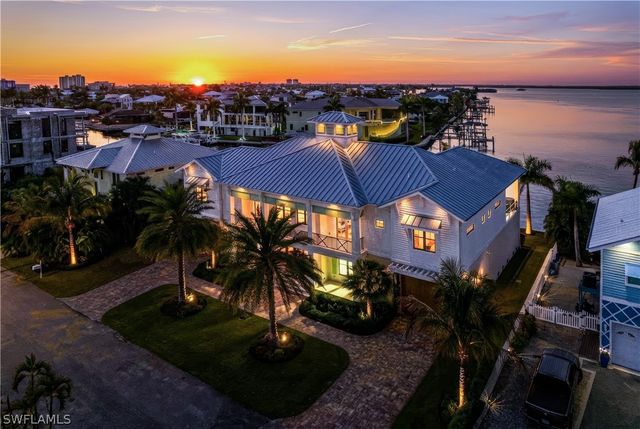 55 Fairview BLVD, Fort Myers Beach, FL 33931