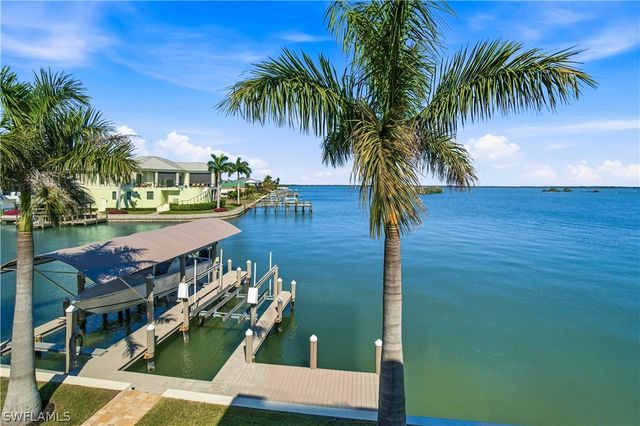 55 Fairview BLVD, Fort Myers Beach, FL 33931
