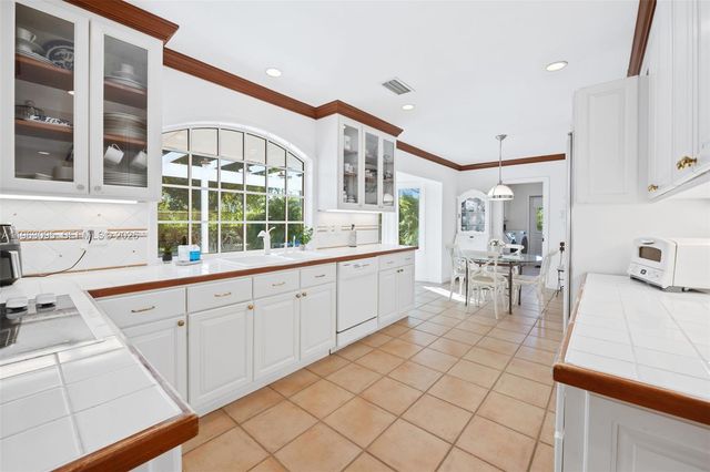 9980 SW 128th St 9980, Miami, FL 33176