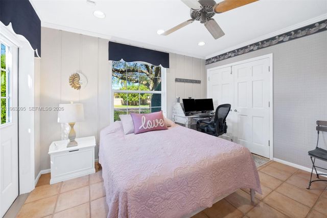 9980 SW 128th St 9980, Miami, FL 33176