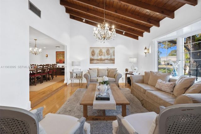 9980 SW 128th St 9980, Miami, FL 33176