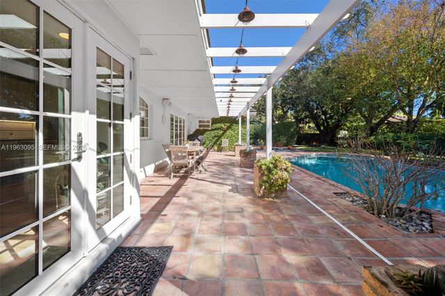 9980 SW 128th St 9980, Miami, FL 33176