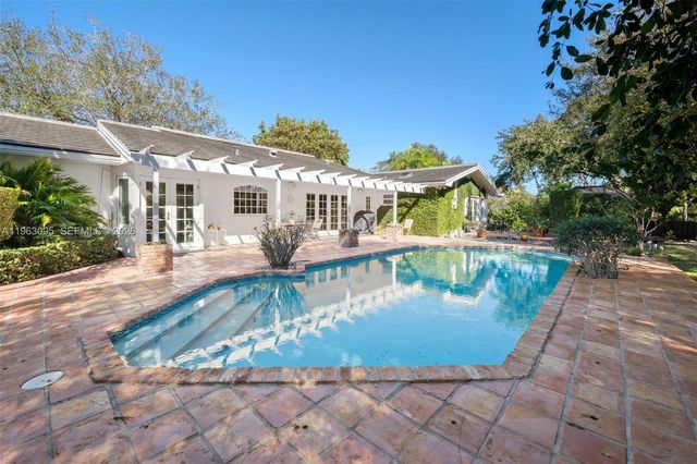 9980 SW 128th St 9980, Miami, FL 33176