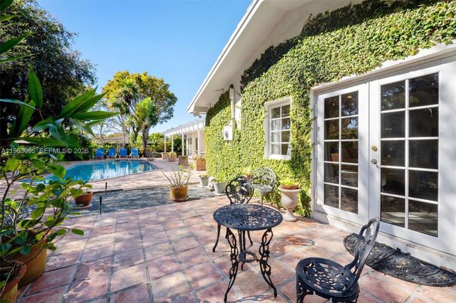 9980 SW 128th St 9980, Miami, FL 33176