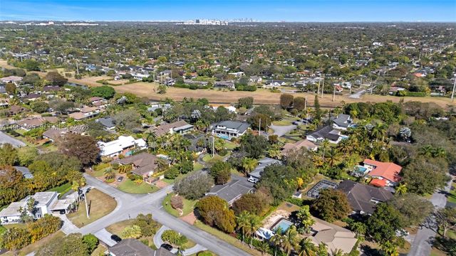 9980 SW 128th St 9980, Miami, FL 33176