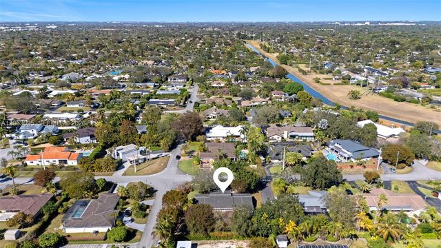 9980 SW 128th St 9980, Miami, FL 33176